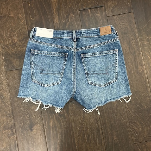 American Eagle comfort stretch waist band Tomgirl shorts - Picture 2 of 3